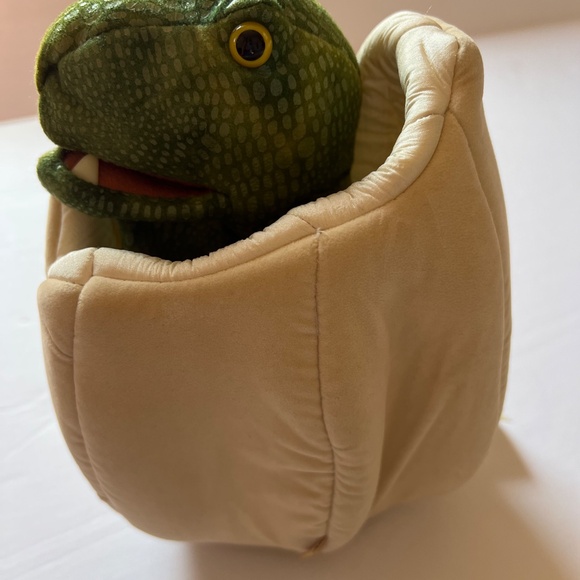 Dinosaur Egg Hand Puppet Folkmanis - Picture 3 of 8